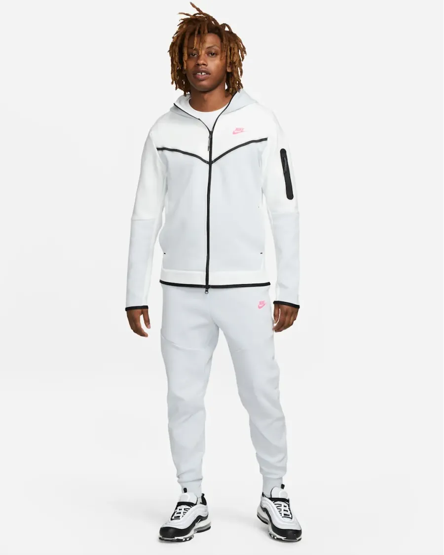 Спортивні штани Nike Sportswear Tech Fleece Joggers DV0538-043