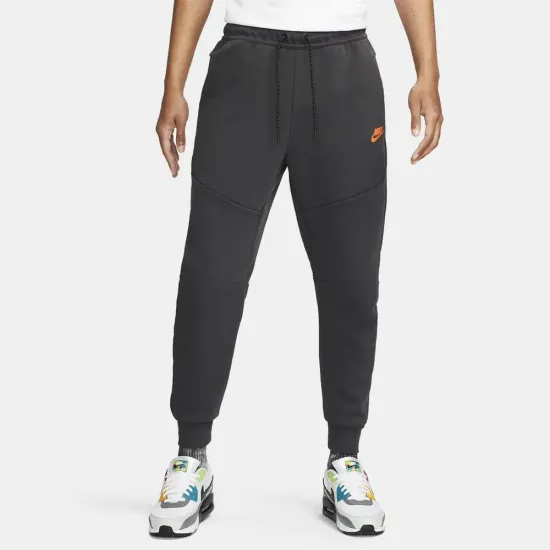Спортивні штани Nike Sportswear Tech Fleece Joggers DV0538-070