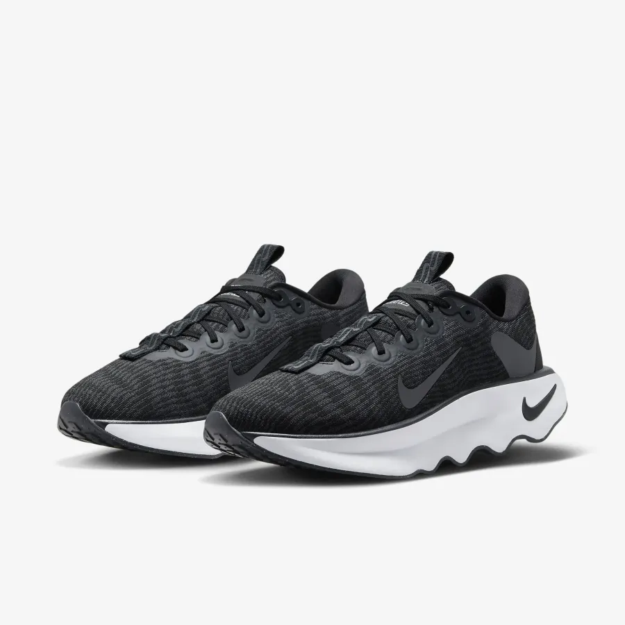 Кросівки Nike Motiva DV1238-001