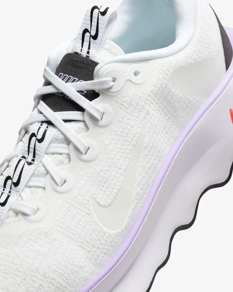 Кросівки Nike Motiva DV1238-101