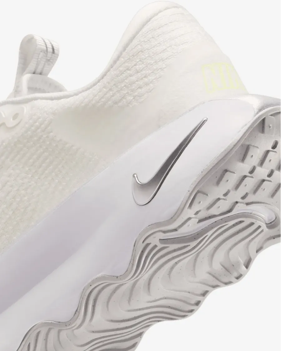 Кросівки Nike Motiva DV1238-111