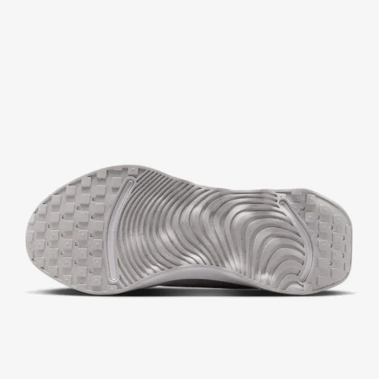Кросівки Nike Motiva DV1238-111