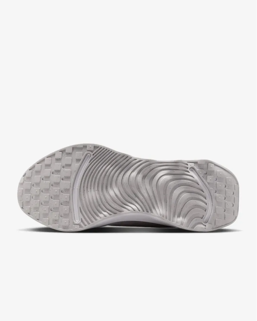 Кросівки Nike Motiva DV1238-111