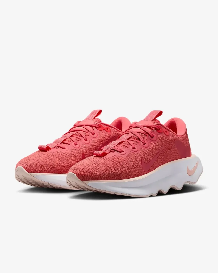 Кросівки Nike Motiva DV1238-802