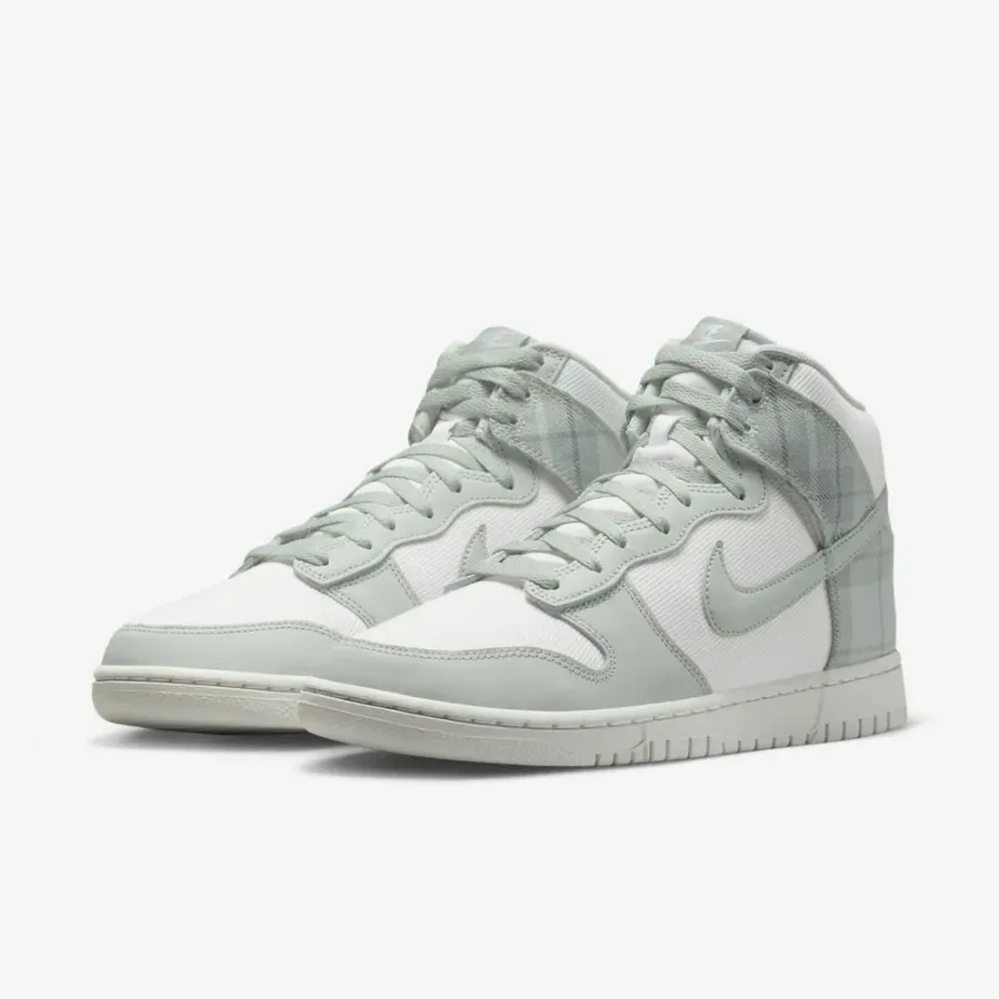 Кросівки Nike Dunk Hi Se DV1724-100