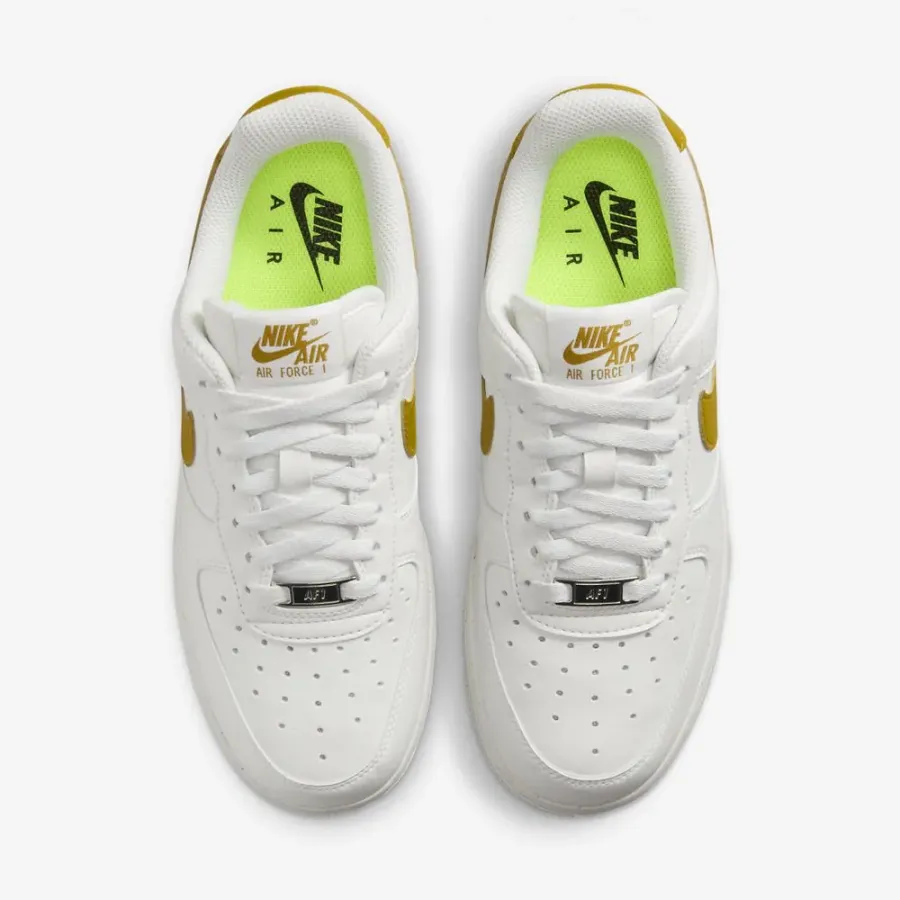 Кросівки Nike Air Force 1 07 SE DV3808-101