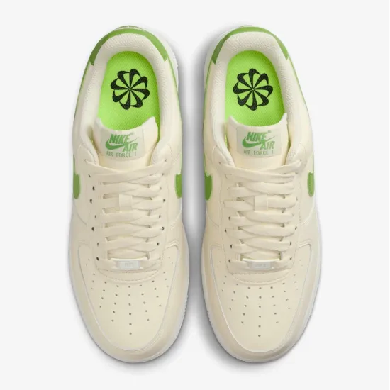Кросівки Nike Air Force 1 07 SE DV3808-102