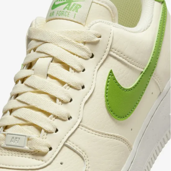 Кросівки Nike Air Force 1 07 SE DV3808-102