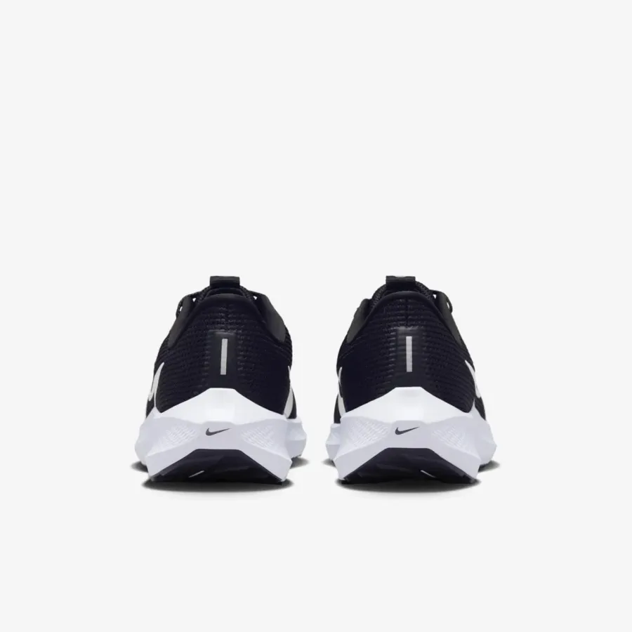 Кросівки Nike Air Zoom Pegasus 40 DV3853-001