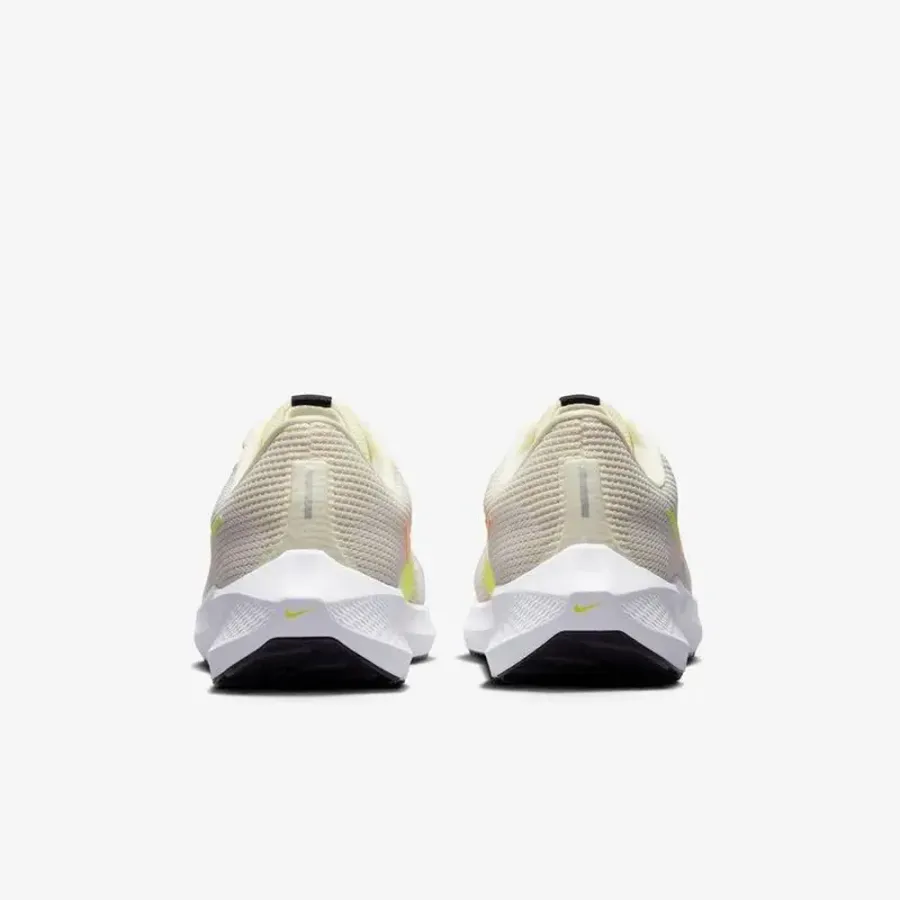 Кросівки Nike Air Zoom Pegasus 40 DV3853-101