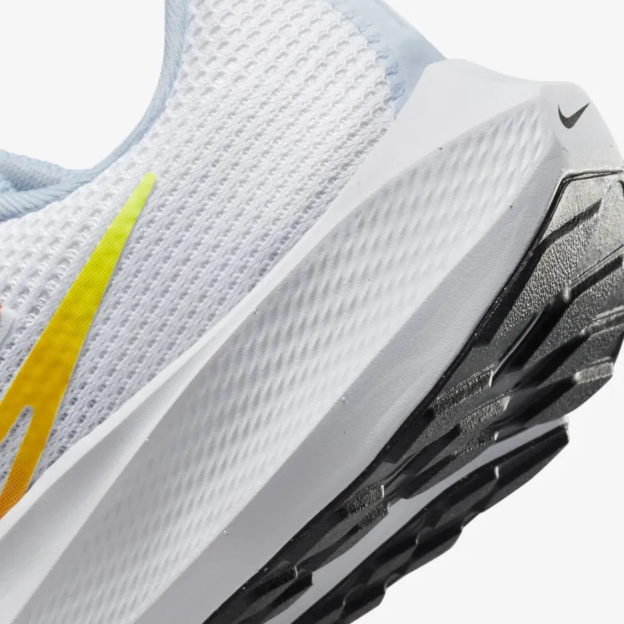 Кросівки Nike Air Zoom Pegasus 40 DV3854-102