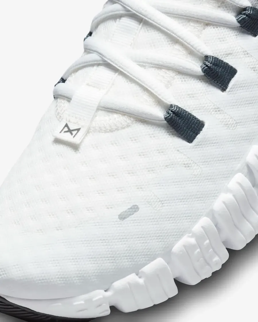 Кросівки Nike Free Metcon 5 Training DV3949-101
