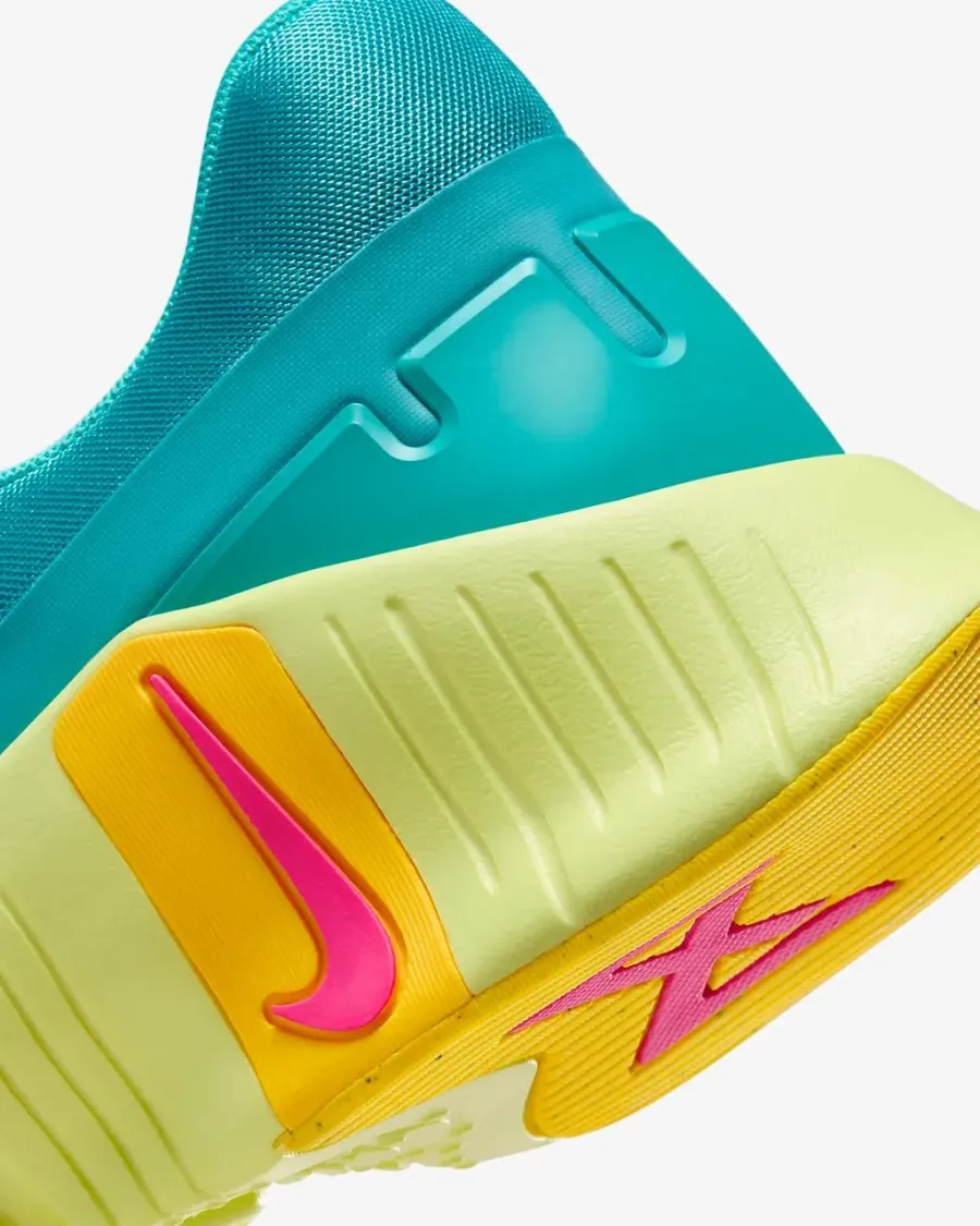 Кросівки Nike Free Metcon 5 Training DV3949-302