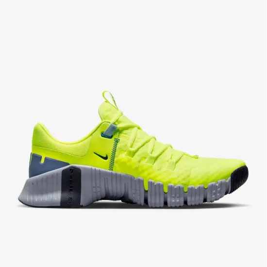 Кросівки Nike Free Metcon 5 Training DV3949-700