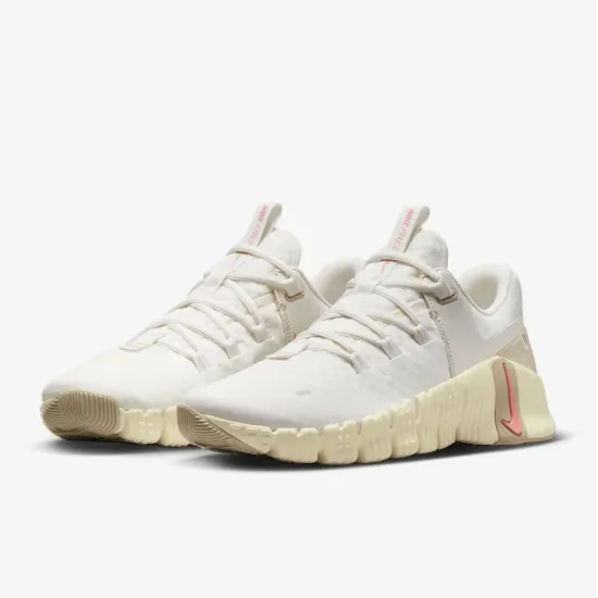 Кросівки Nike Free Metcon 5 DV3950-100