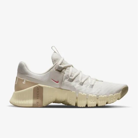 Кросівки Nike Free Metcon 5 DV3950-100