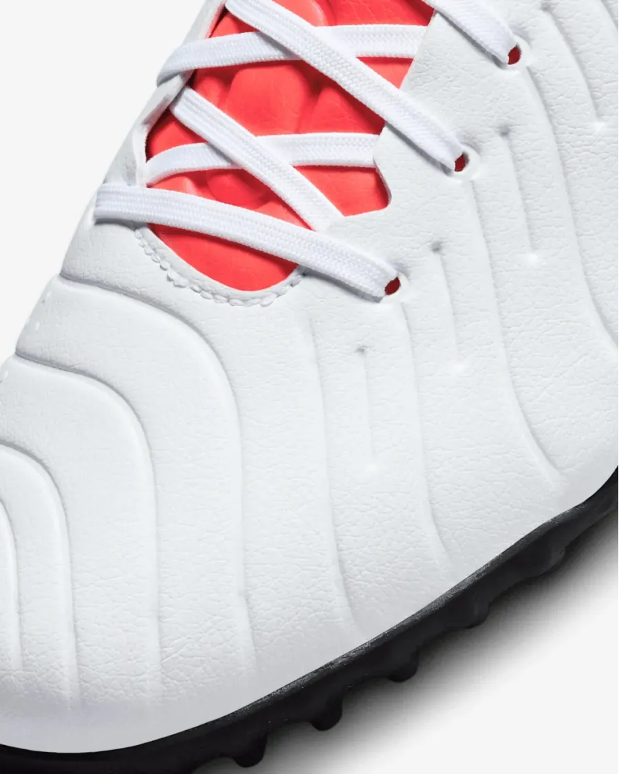 Сороконіжки Nike Tiempo Legend 10 Academy TF DV4342-100