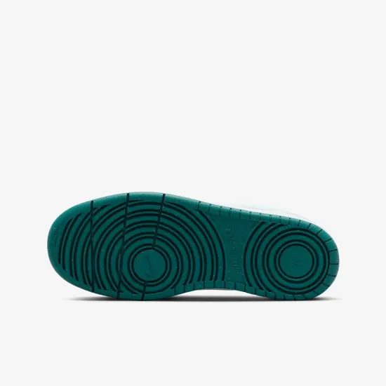 Кросівки Nike Court Borough Low Recraft DV5456-102