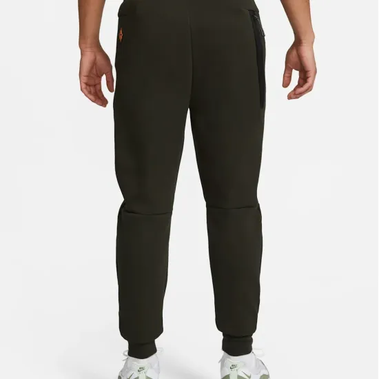 Штани Nike FC Barcelona Tech Fleece Joggers DV5555-355