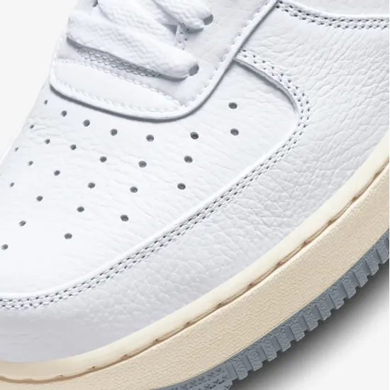 Кросівки Nike Air Force 1 Low '07 LX DV7183-100