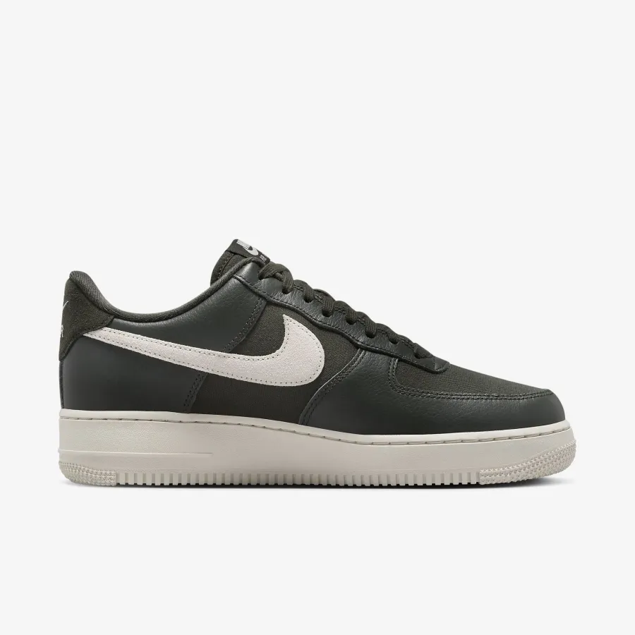 Кросівки Nike Air Force 1 Low '07 LX DV7186-301