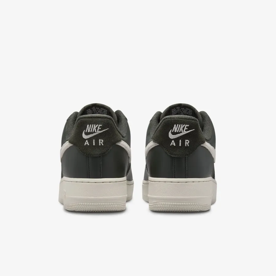 Кросівки Nike Air Force 1 Low '07 LX DV7186-301