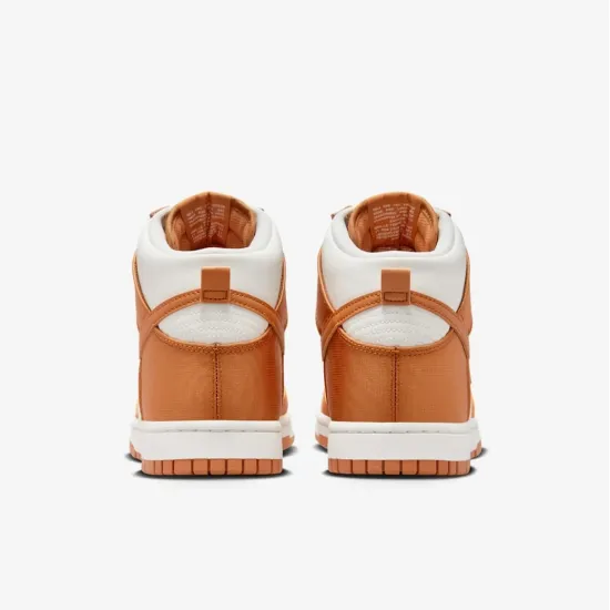 Кросівки Nike Sportswear Dunk High Retro SE DV7223-800