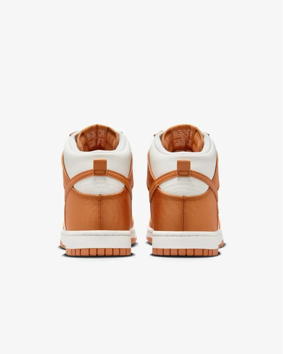 Кросівки Nike Sportswear Dunk High Retro SE DV7223-800