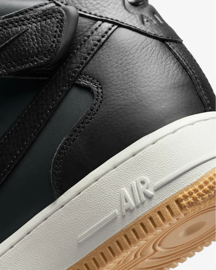 Кросівки Nike Air Force 1 Mid ’07 LX DV7585-001