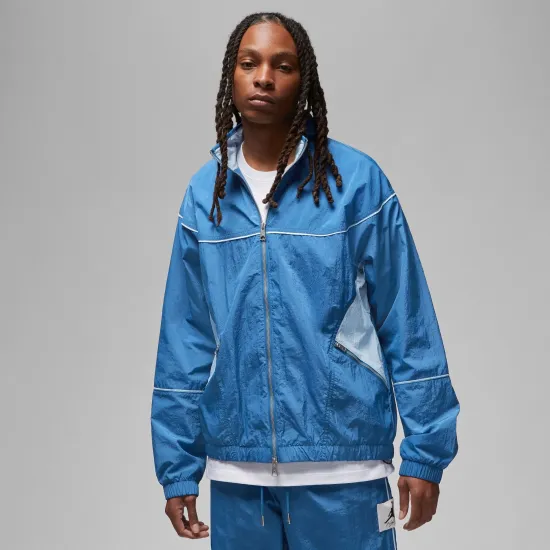 Куртка Nike Air Jordan Essentials Warm-Up DV7624-485