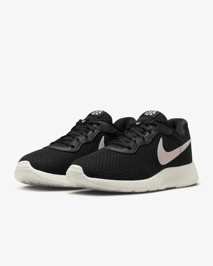Кросівки Nike Tanjun Flyease DV7786-002