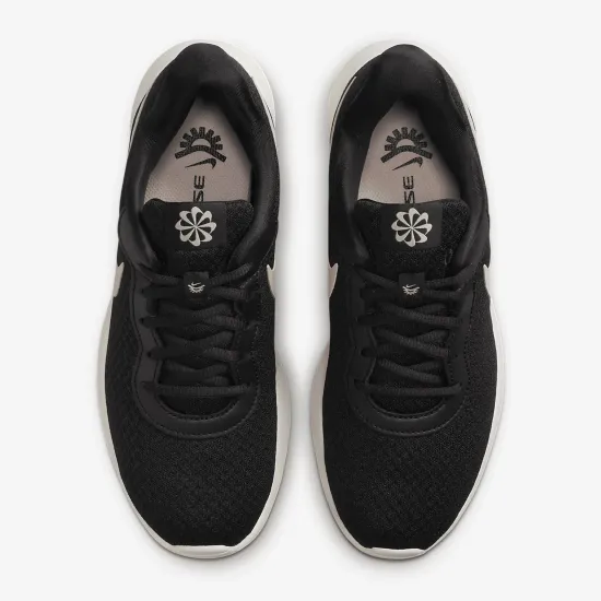 Кросівки Nike Tanjun Flyease DV7786-002