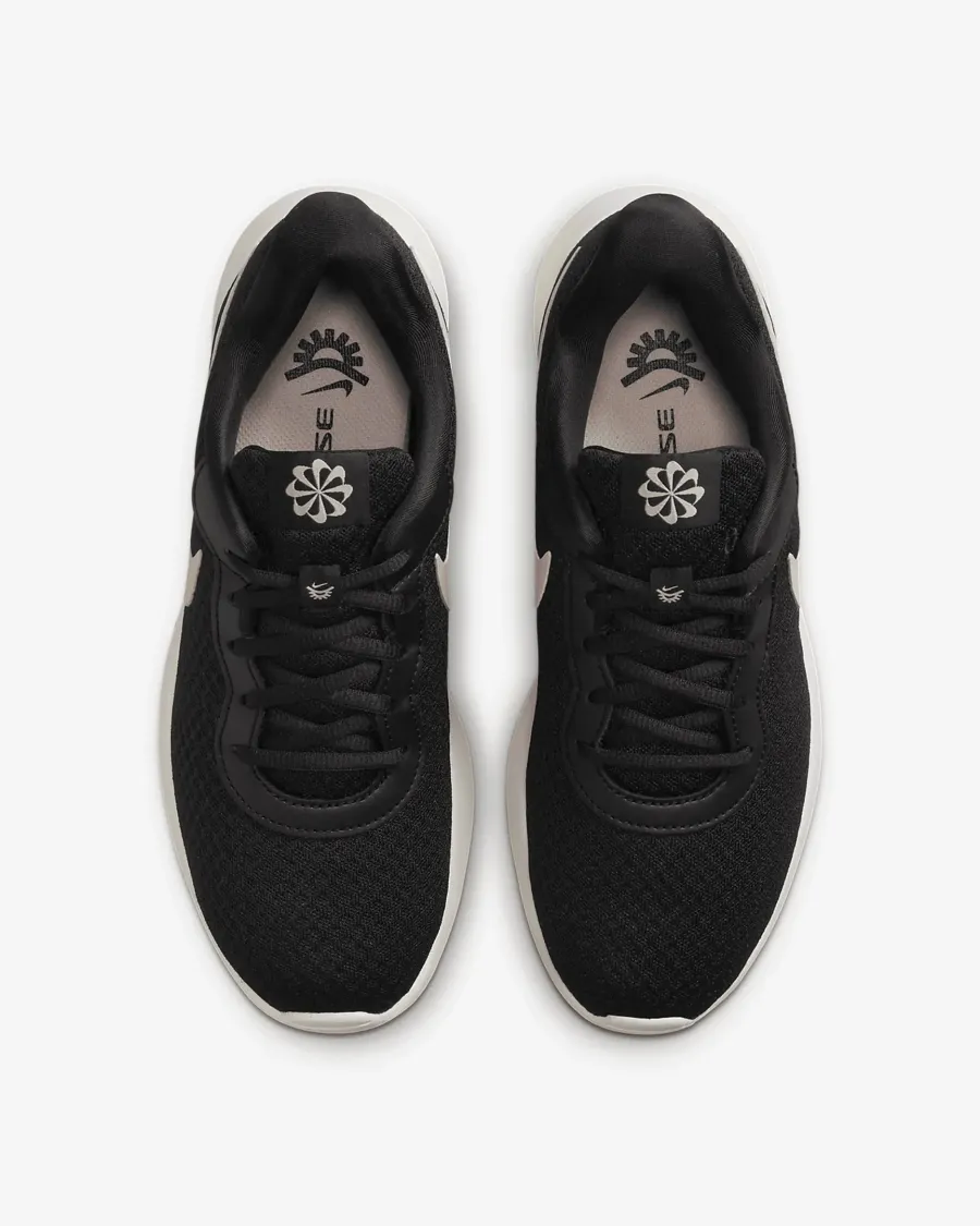 Кросівки Nike Tanjun Flyease DV7786-002