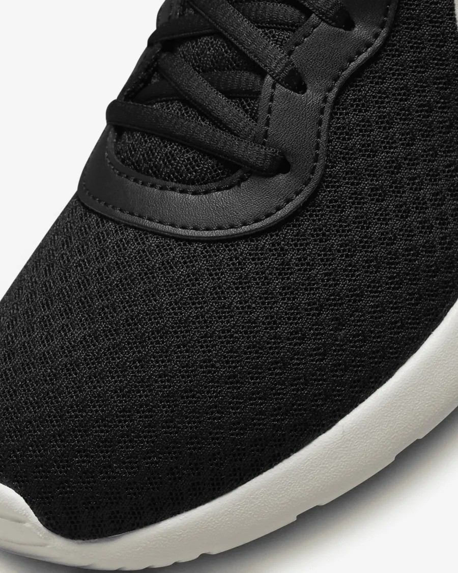Кросівки Nike Tanjun Flyease DV7786-002