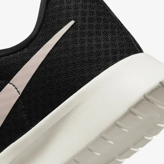 Кросівки Nike Tanjun Flyease DV7786-002