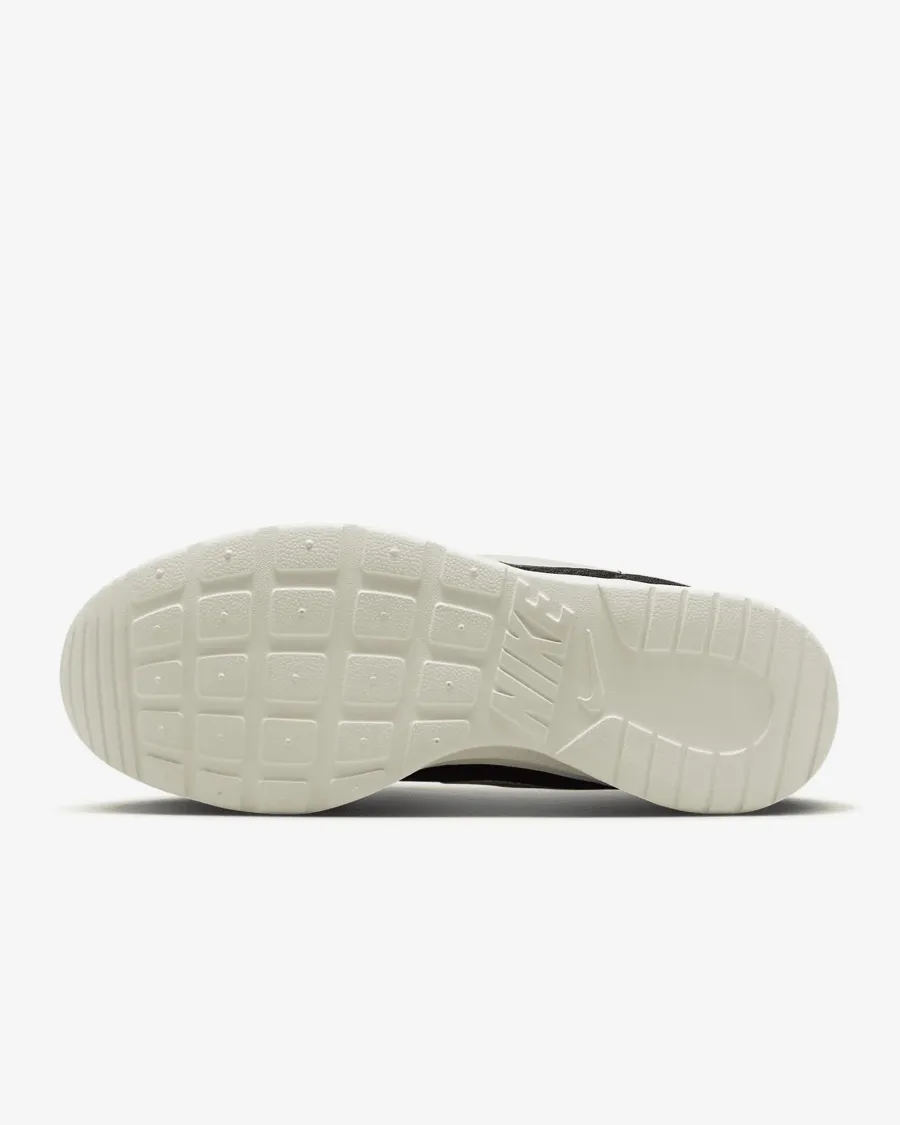 Кросівки Nike Tanjun Flyease DV7786-002