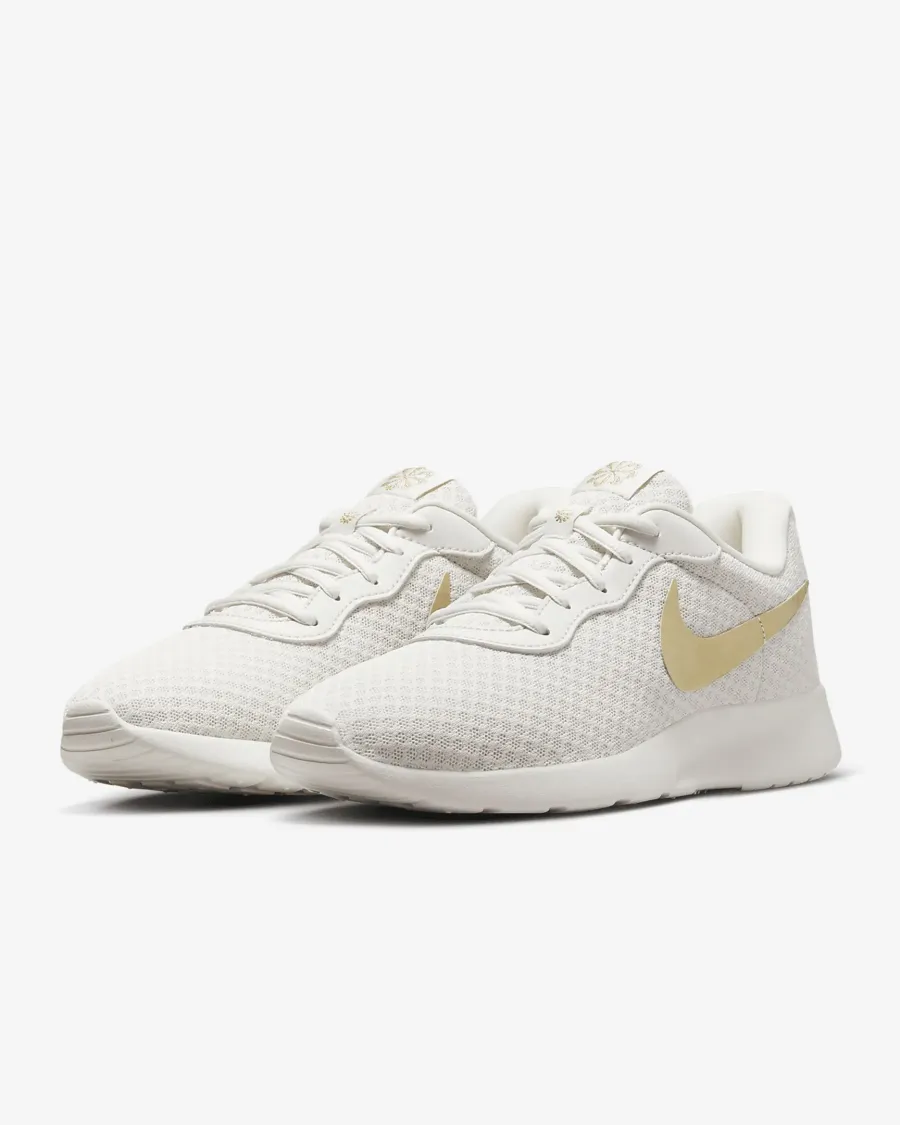 Кросівки Nike Tanjun Flyease DV7786-006