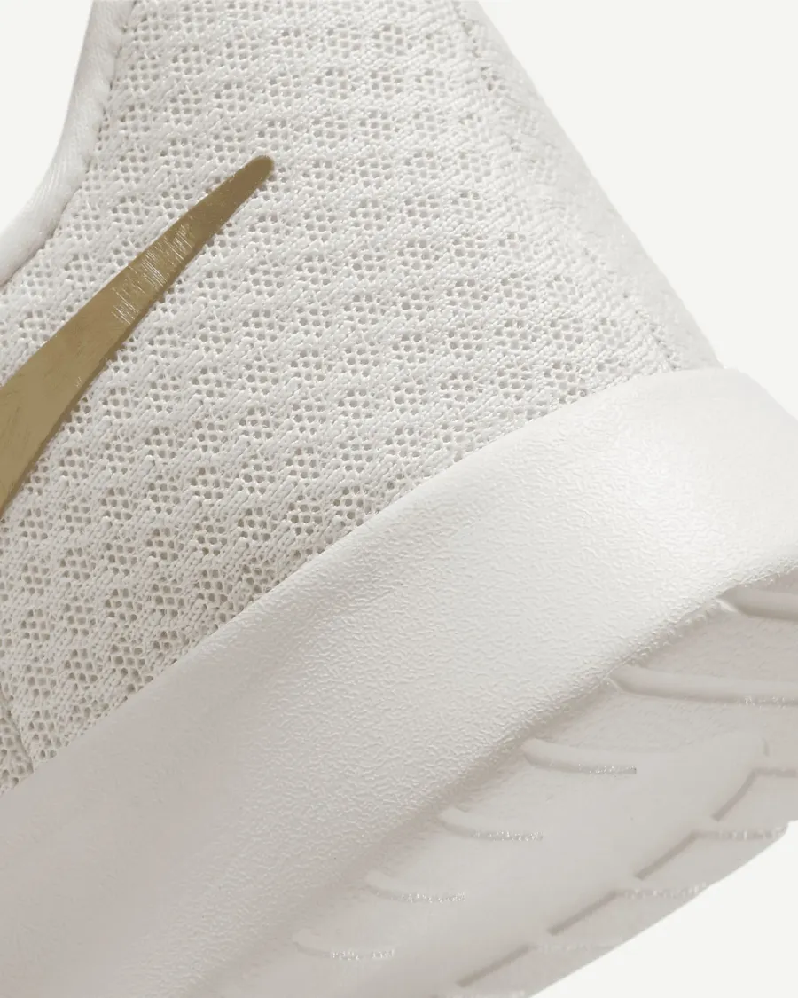Кросівки Nike Tanjun Flyease DV7786-006