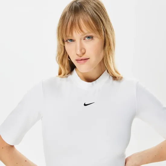 Сукня Nike Sportswear Essential DV7882-100