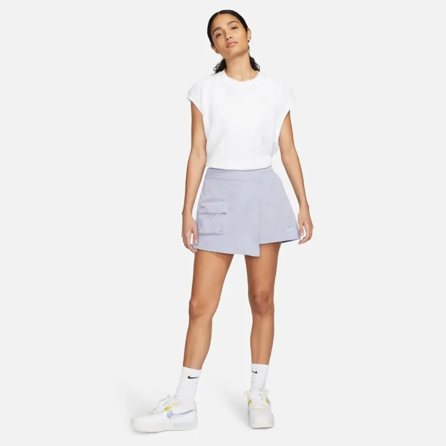 Шорти Nike Sportswear Tech Pack Mid-Rise DV8491-519