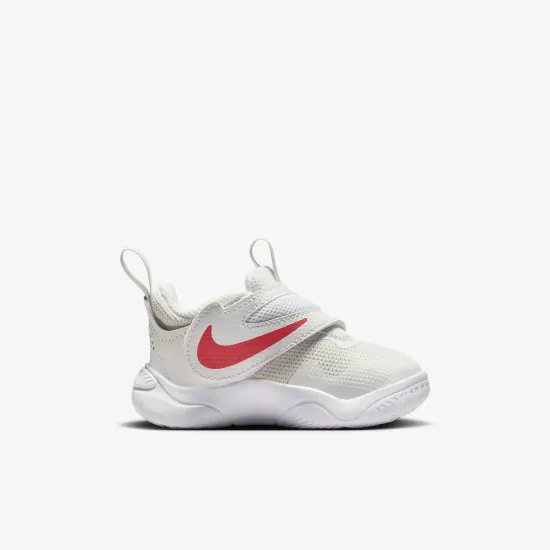Кросівки Nike Team Hustle D 11 DV8995-102