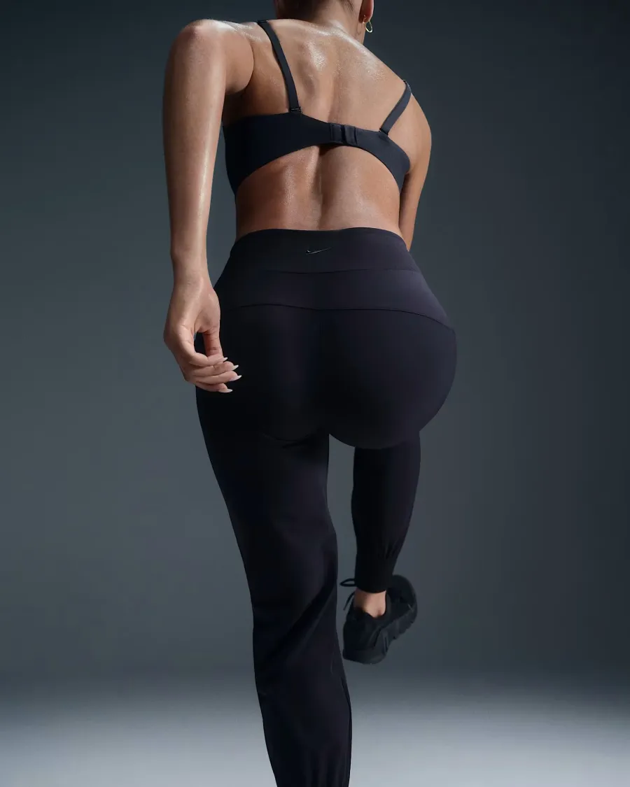 Штани Nike Dri-FIT Bliss Mid-Rise 7/8 Joggers DV9453-010