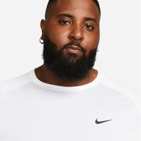 Футболка Nike Dri-FIT Ready DV9815-100