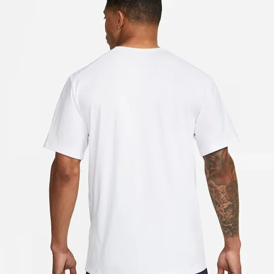 Футболка Nike Dri-FIT UV Hyverse DV9839-100