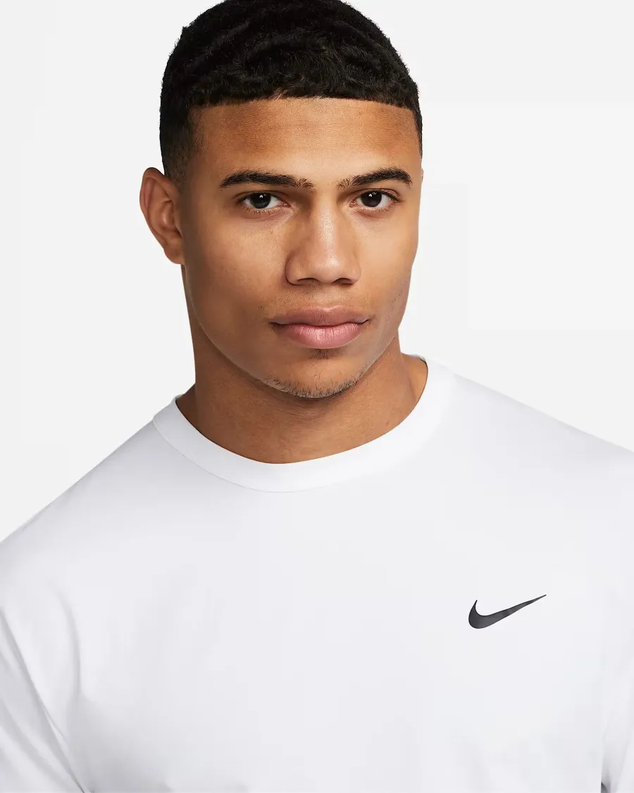 Футболка Nike Dri-FIT UV Hyverse DV9839-100