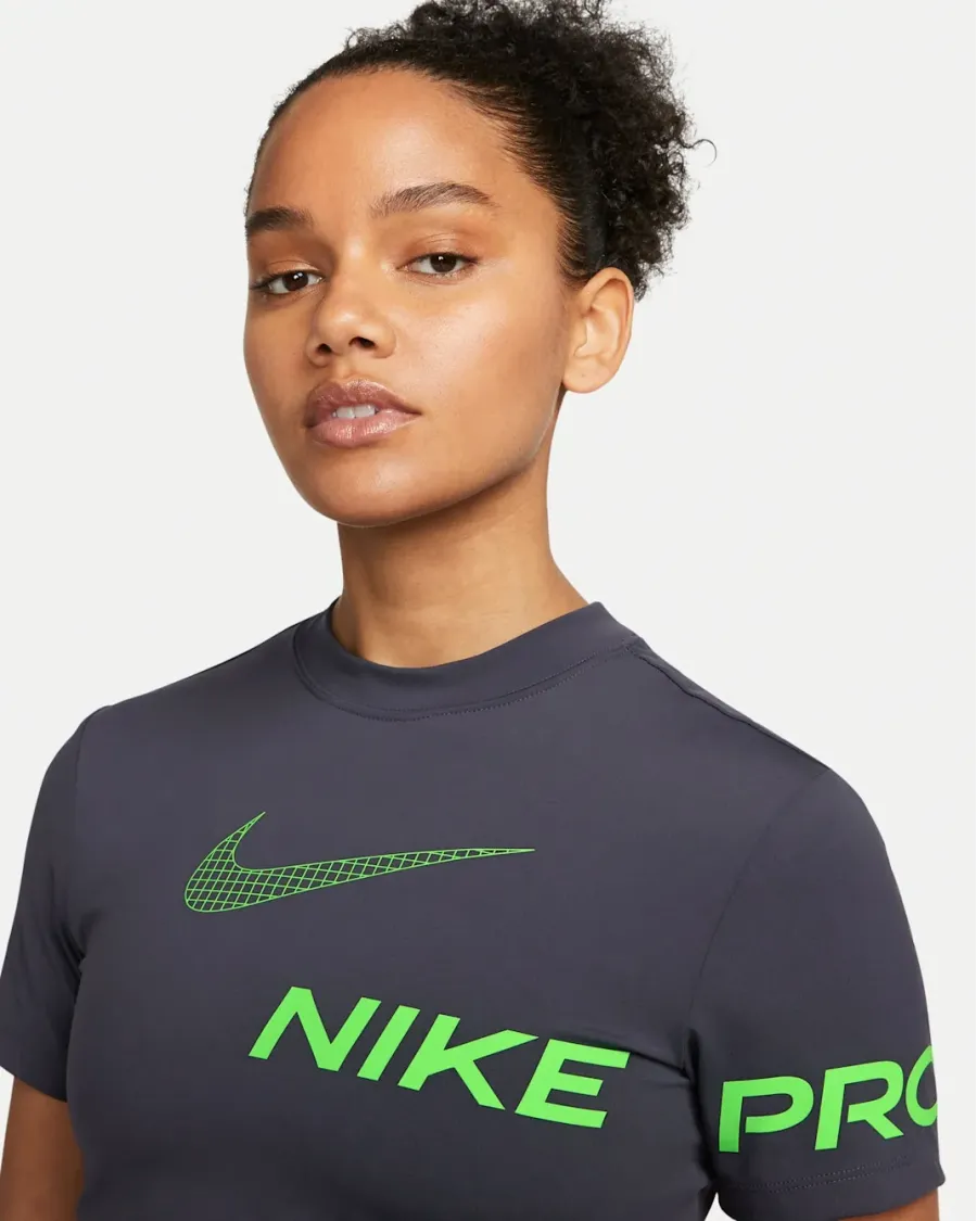 Топ Nike Pro Dri-Fit Cropped Graphic DX0078-015