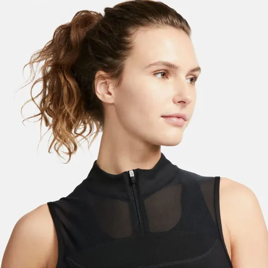 Топ Nike Air Dri-FIT Crop DX0284-010