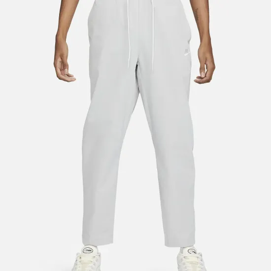 Спортивні штани Nike Club Woven Tapered Leg Pants DX0623-077