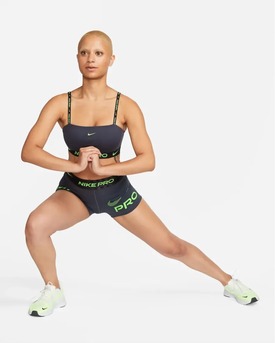 Топ Nike Pro Dri-FIT Indy Bandeau DX0655-015
