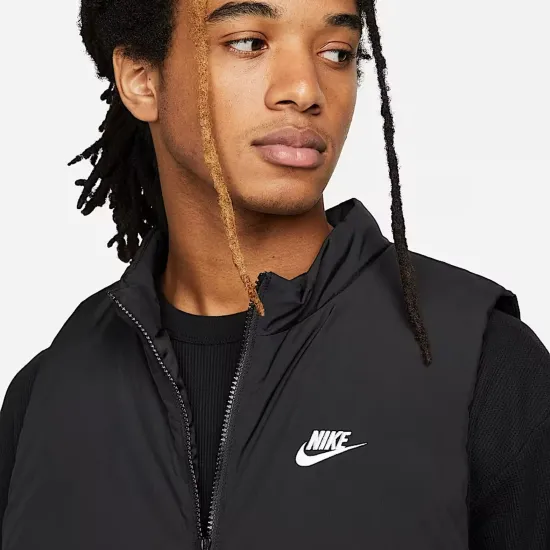 Жилетка Nike Therma-FIT Club Woven Insulated DX0676-010
